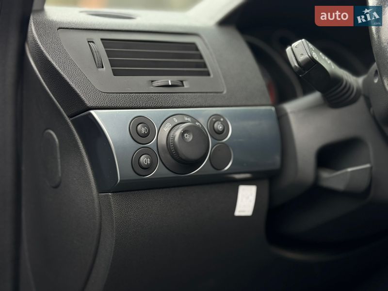 Универсал Opel Astra 2009 в Дубно