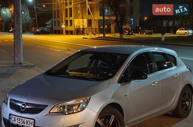 Хэтчбек Opel Astra 2010 в Черкассах