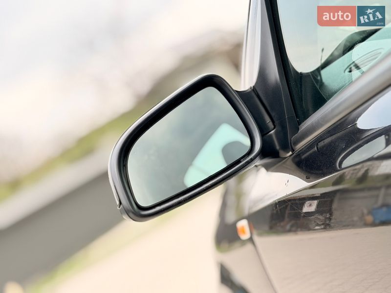 Хэтчбек Opel Astra 2004 в Дрогобыче