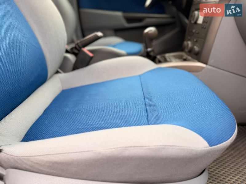 Хэтчбек Opel Astra 2004 в Дрогобыче