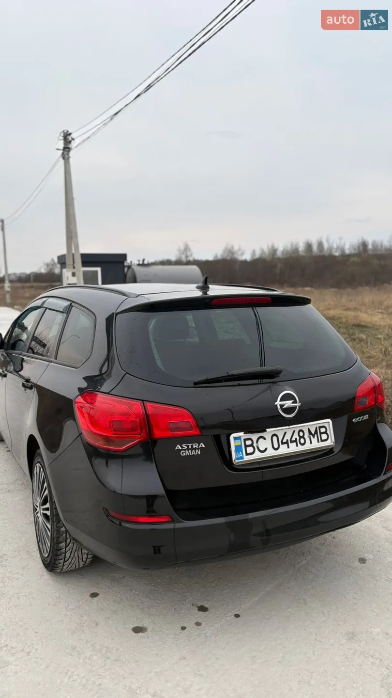 2011 Opel Astra - мініатюра 2