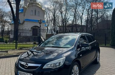 Універсал Opel Astra 2011 в Києві