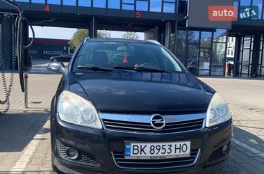 Універсал Opel Astra 2008 в Рівному