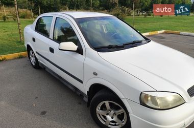 Седан Opel Astra 2001 в Киеве