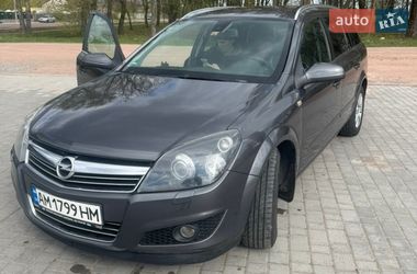 Универсал Opel Astra 2009 в Овруче