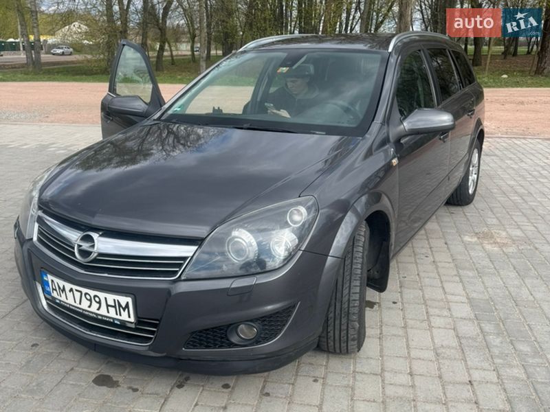 Opel Astra 2009