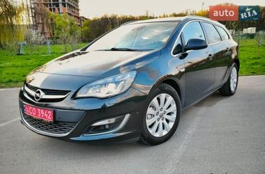 Универсал Opel Astra 2015 в Ивано-Франковске