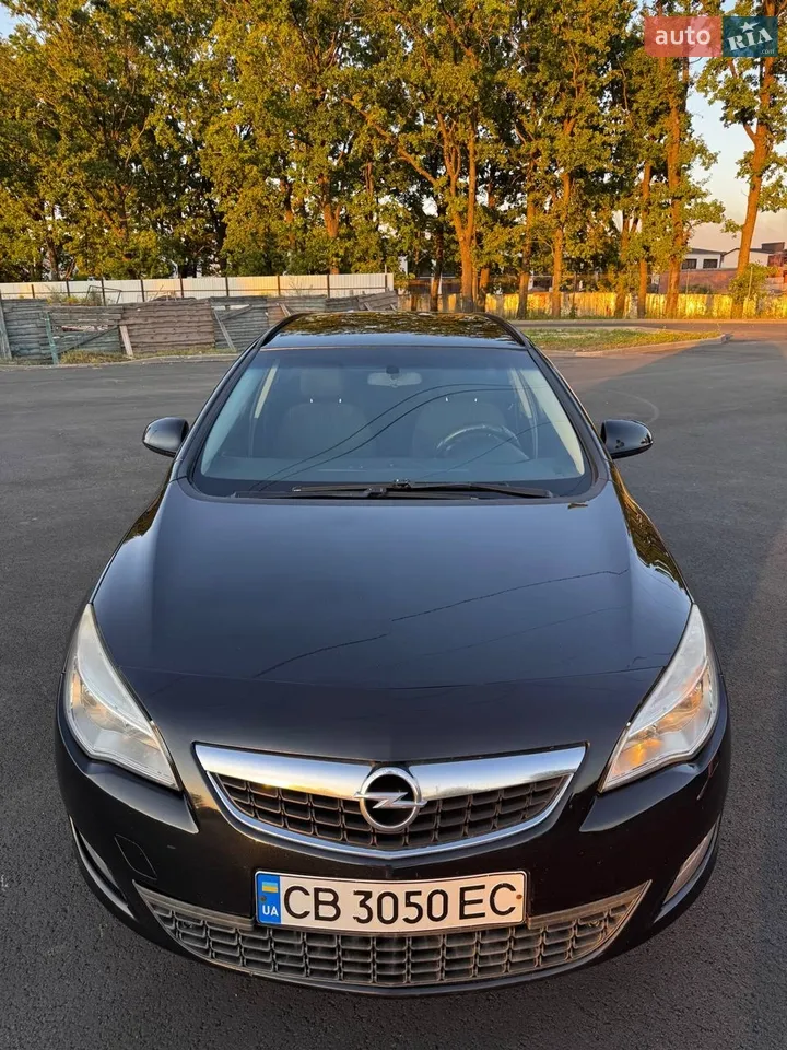 2011 Opel Astra - мініатюра 9