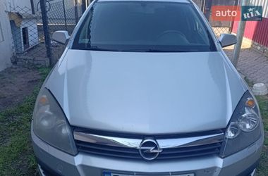 Универсал Opel Astra 2006 в Дубно