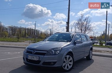 Универсал Opel Astra 2005 в Чернигове