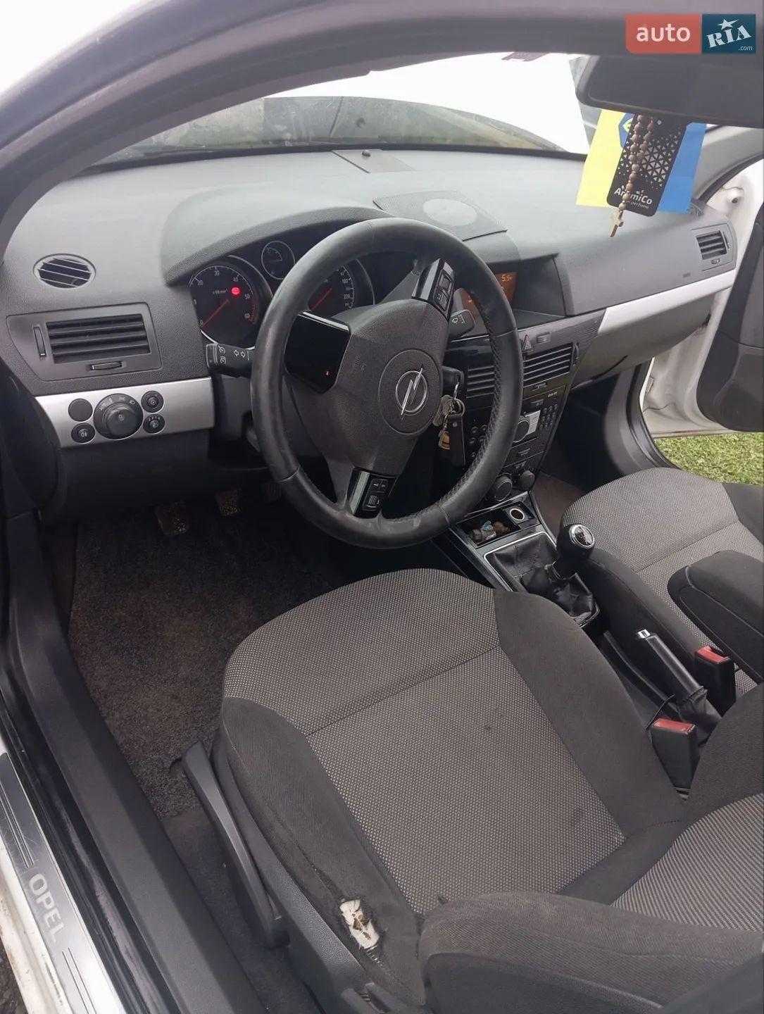 2010 Opel Astra - мініатюра 11