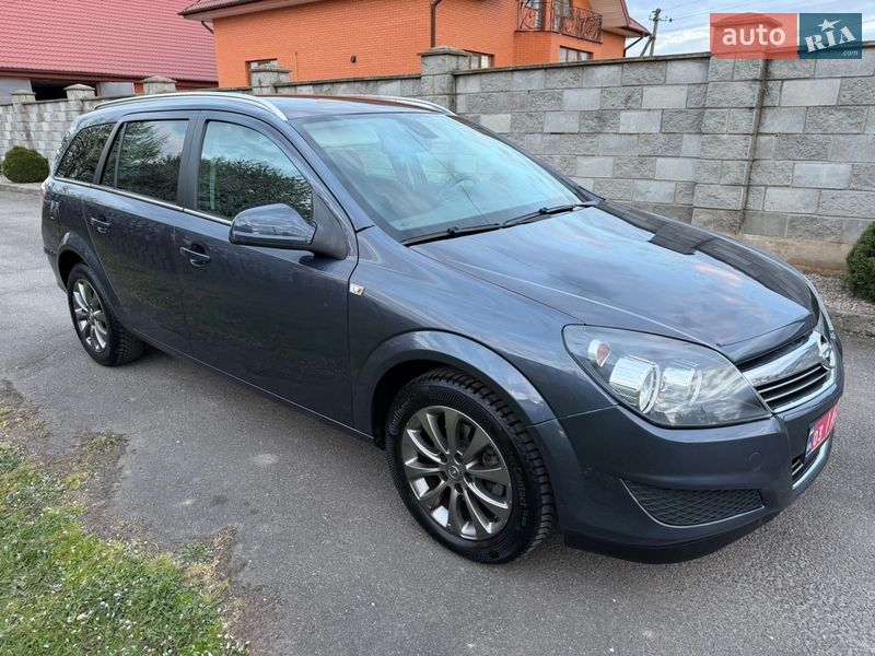Opel Astra 2010