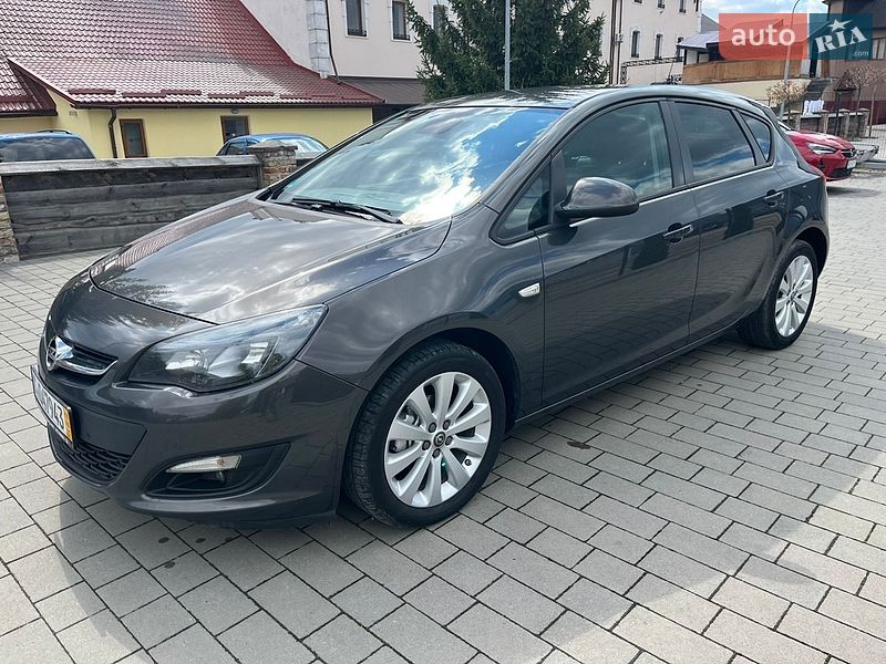 Opel Astra 2015