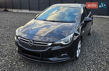 Універсал Opel Astra 2016 в Луцьку