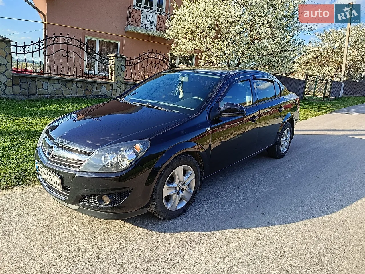 2010 Opel Astra - мініатюра 17