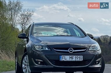 Универсал Opel Astra 2014 в Трускавце