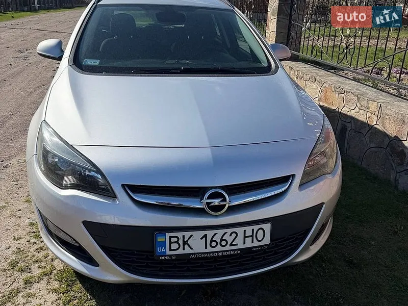 Opel Astra 2014