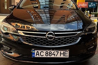 Универсал Opel Astra 2018 в Луцке
