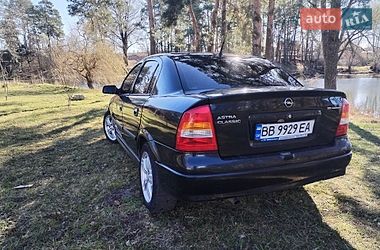Седан Opel Astra 2007 в Киеве