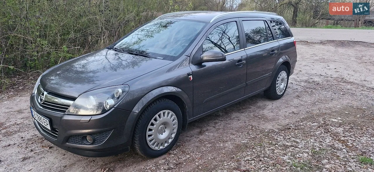2010 Opel Astra - мініатюра 18