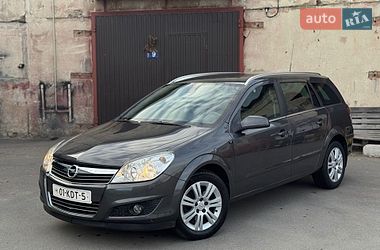 Универсал Opel Astra 2009 в Калуше