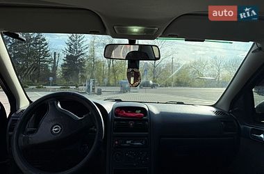 Седан Opel Astra 2008 в Ладыжине