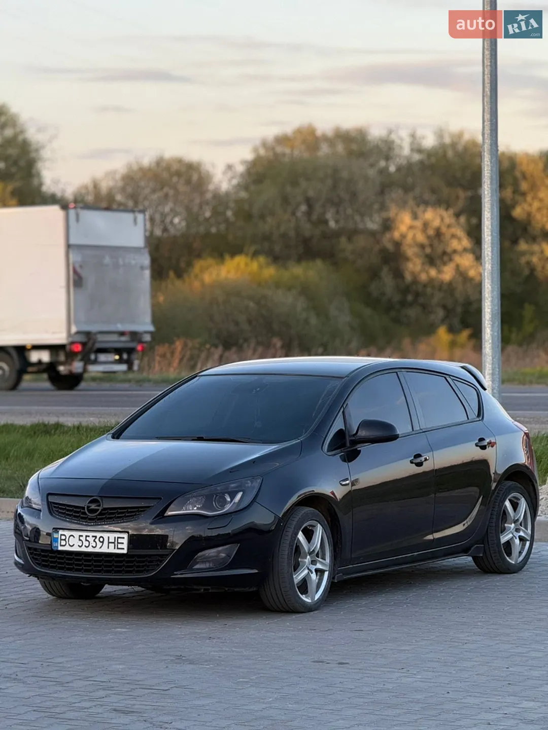 2010 Opel Astra - мініатюра 7
