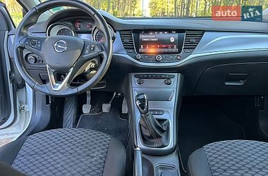 Универсал Opel Astra 2018 в Ватутино