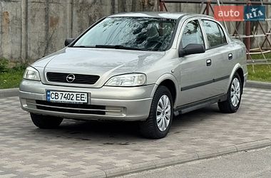 Седан Opel Astra 2008 в Лубнах