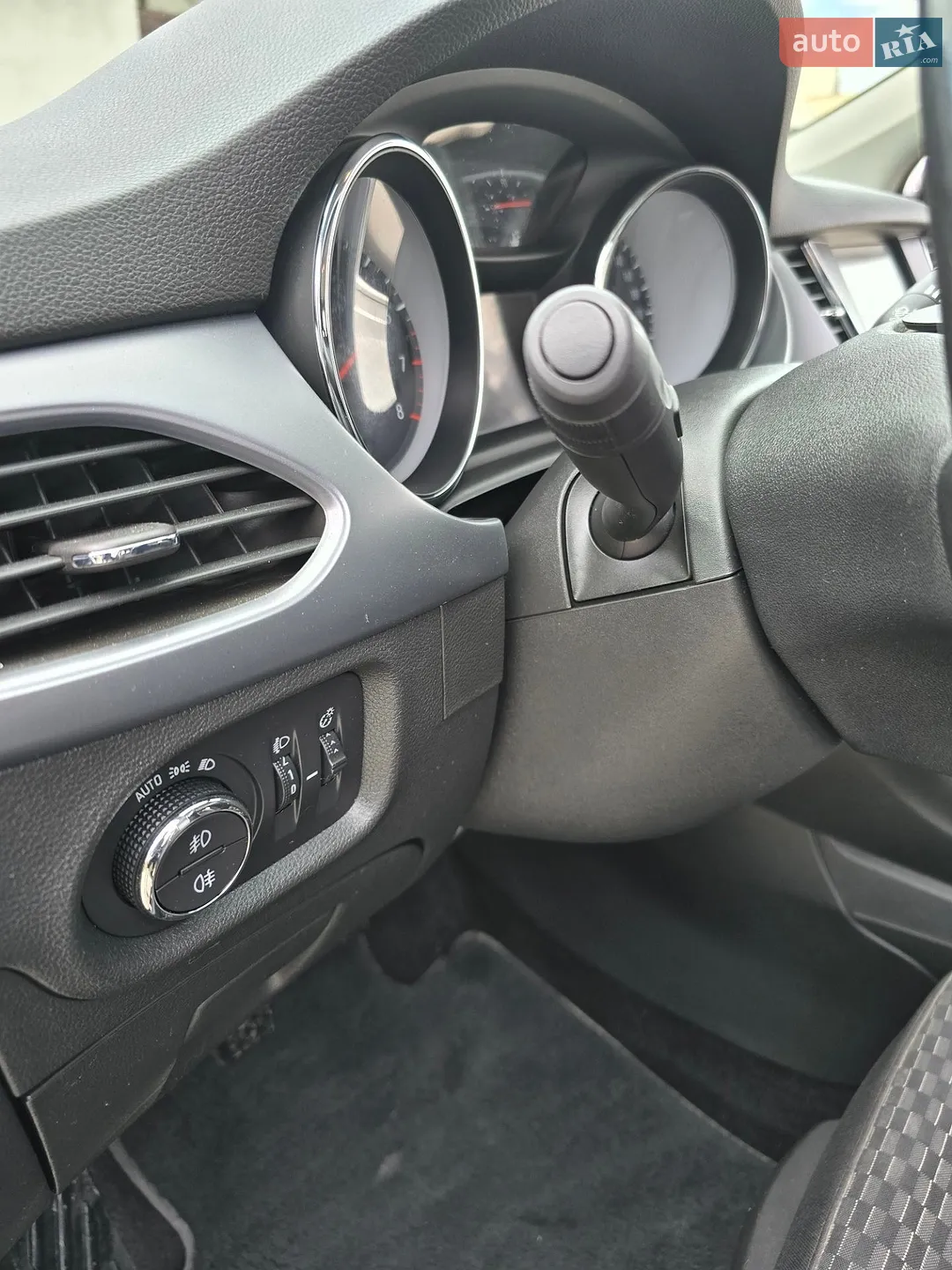 2018 Opel Astra - мініатюра 11