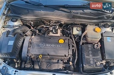 Универсал Opel Astra 2009 в Ровно