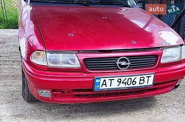 Универсал Opel Astra 1995 в Долине