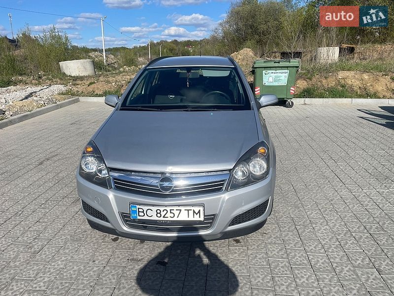 Универсал Opel Astra 2007 в Львове