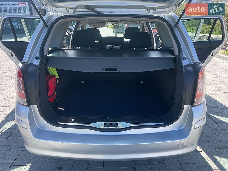 Универсал Opel Astra 2007 в Львове