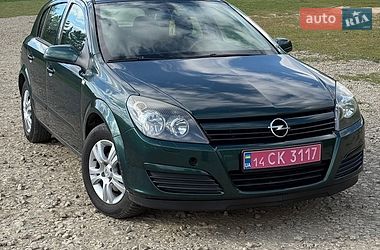 Хетчбек Opel Astra 2004 в Долині
