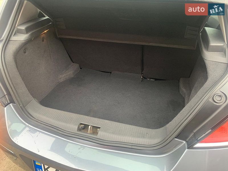 Хэтчбек Opel Astra 2005 в Киеве