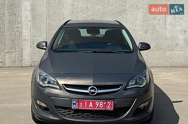 Универсал Opel Astra 2014 в Киеве