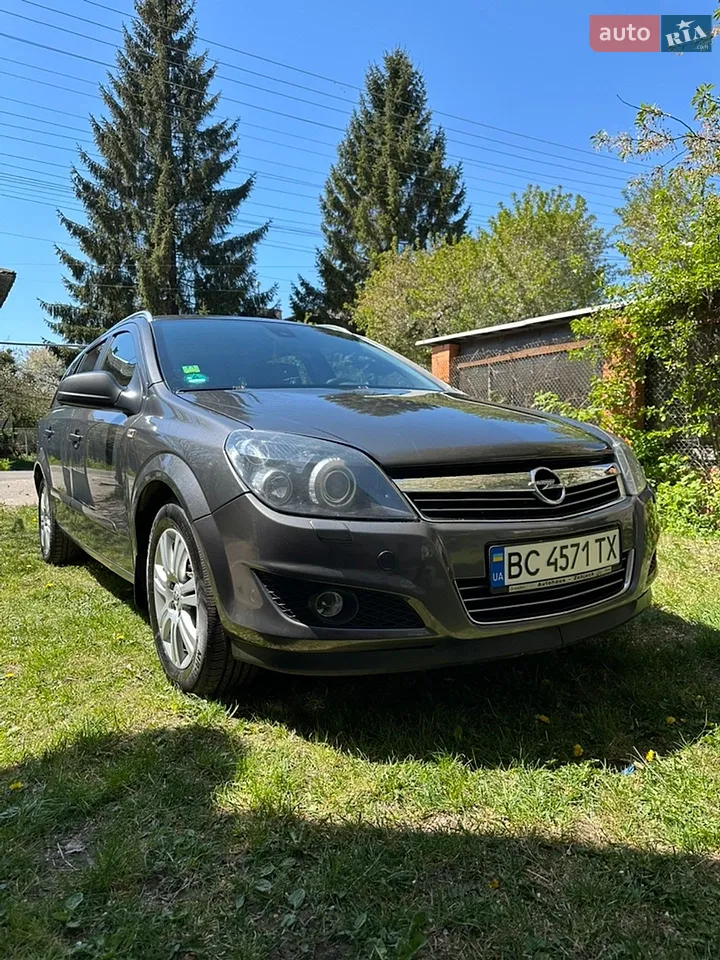 2011 Opel Astra - мініатюра 12