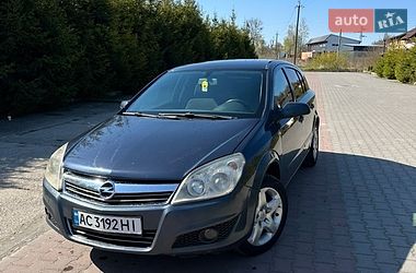 Хетчбек Opel Astra 2007 в Шепетівці
