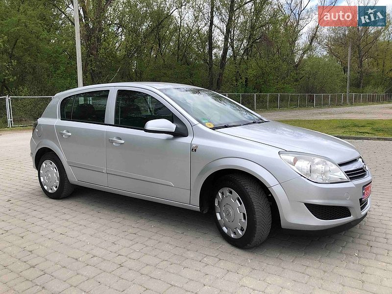 2008 Opel Astra, VIN W0L0AHL4882131360:plate — фото 1 (autoria)