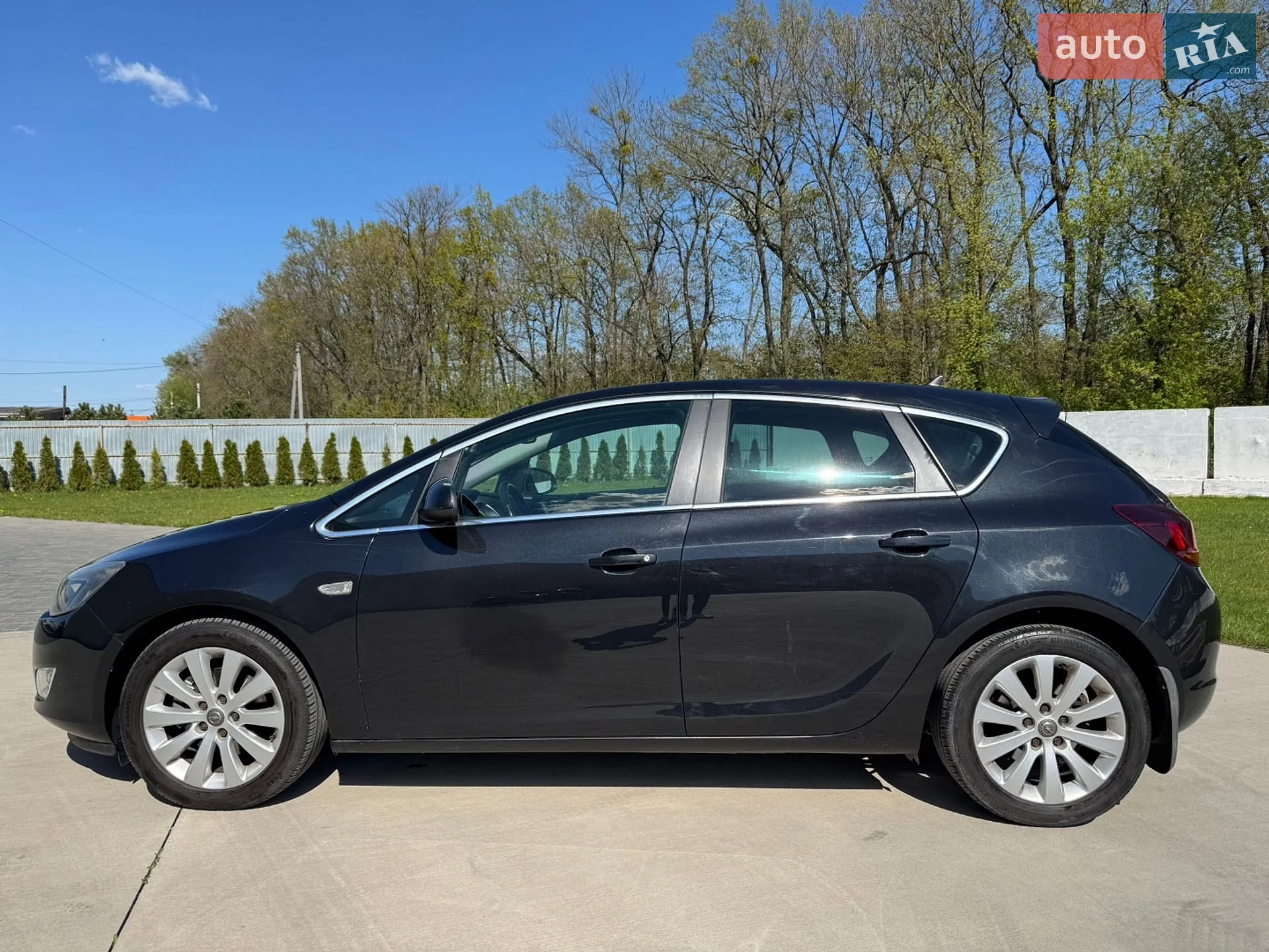 2011 Opel Astra - мініатюра 2