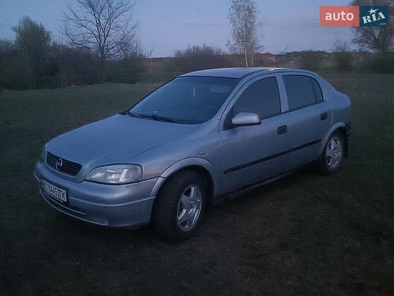 Opel Astra 2000
