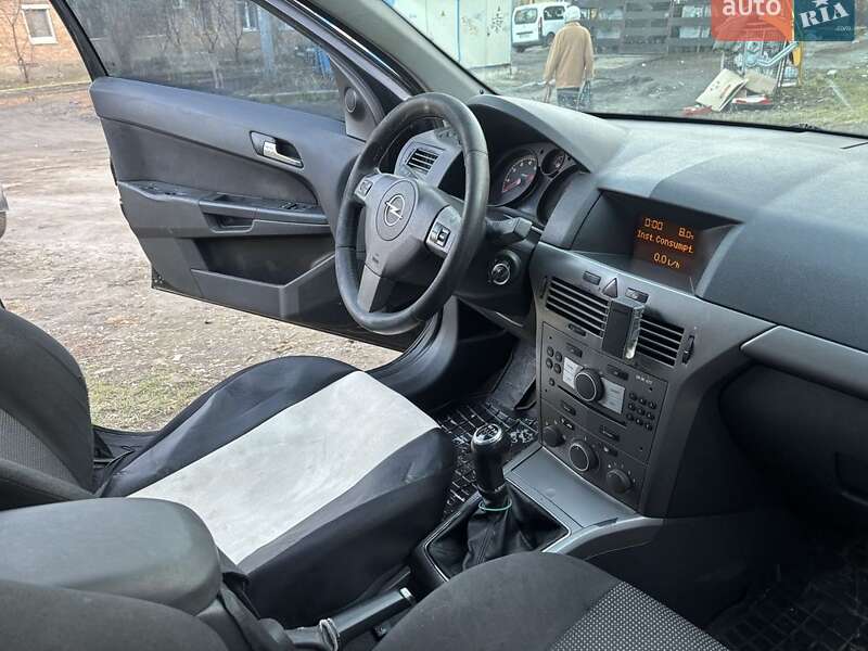 Универсал Opel Astra 2007 в Василькове