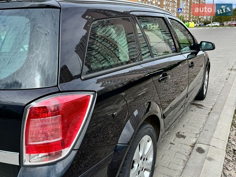 Универсал Opel Astra 2008 в Киеве