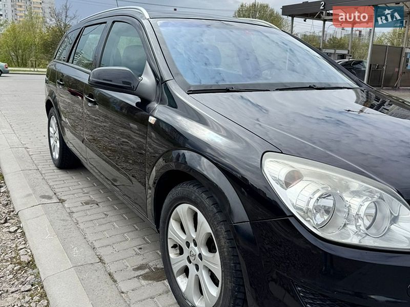 Универсал Opel Astra 2008 в Киеве