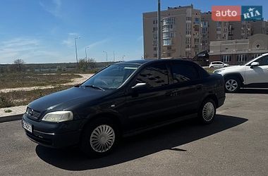 Седан Opel Astra 2006 в Николаеве