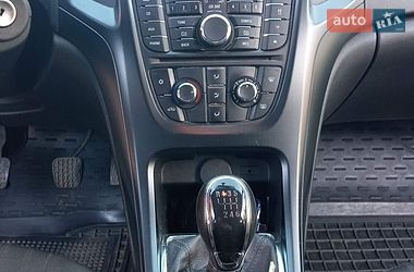 Универсал Opel Astra 2013 в Мукачево