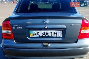 Седан Opel Astra 2008 в Киеве