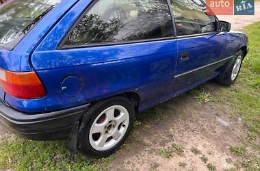 Хэтчбек Opel Astra 1994 в Маньковке