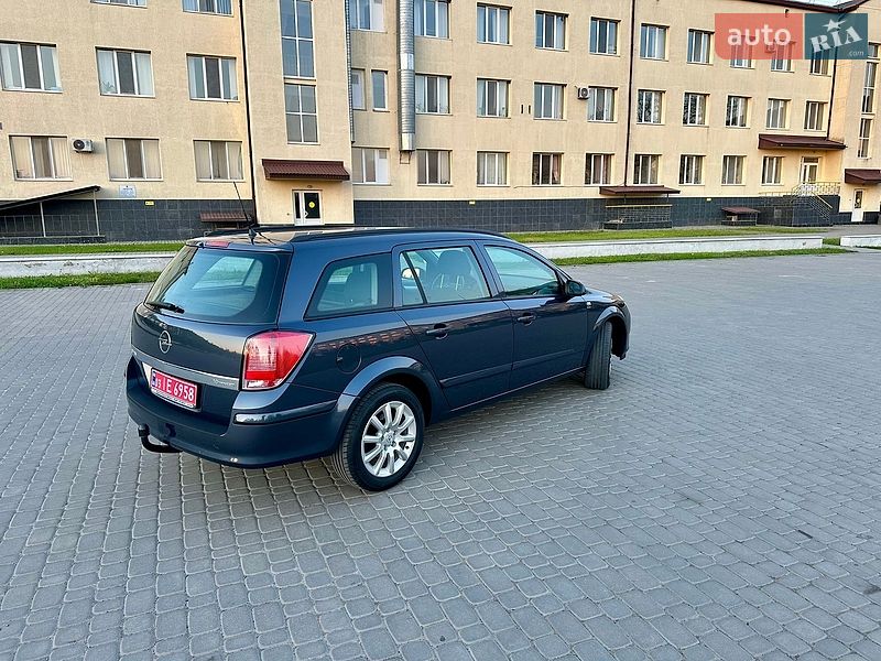 Универсал Opel Astra 2007 в Теплике